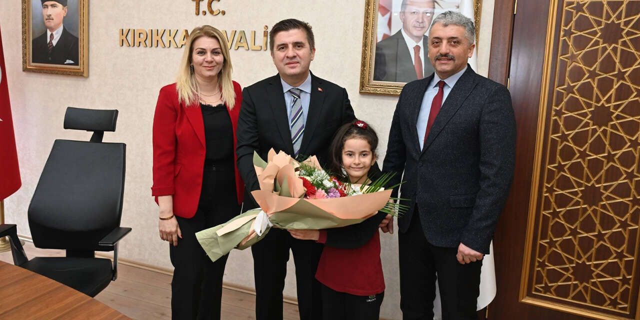 minik-ogrencilerden-vali-sariibrahime-ziyaret-2