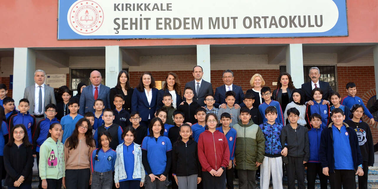 bu-ogretmenler-kirikkalede-tek-enerjilerini-gelecege-kodluyor-2