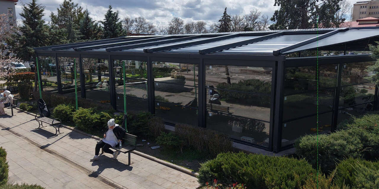 cumhuriyet-meydaninda-sosyal-tesiste-sona-yaklasildi-2