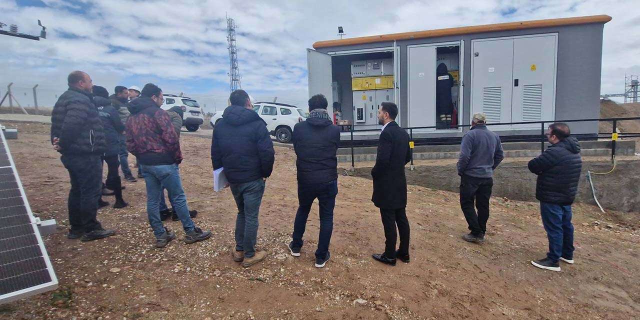 gunes-enerji-santrali-enerji-uretimine-basladi2