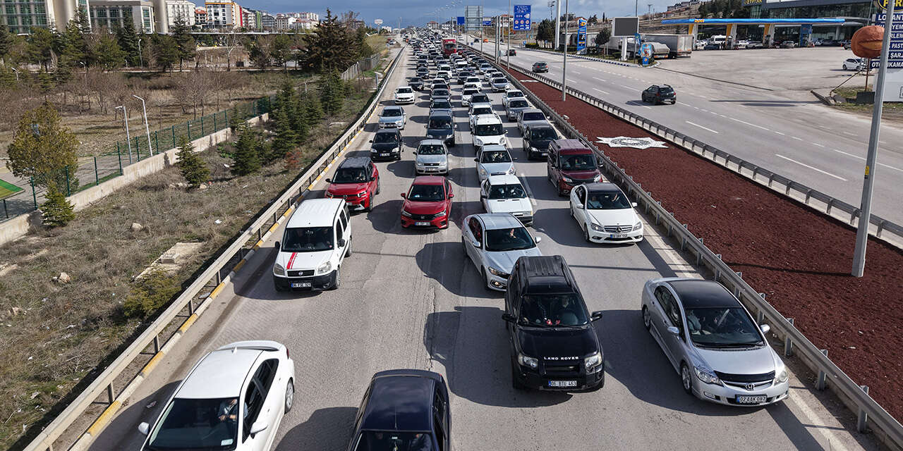 kirikkalenin-arac-sayisi-dudak-ucuklatti-2