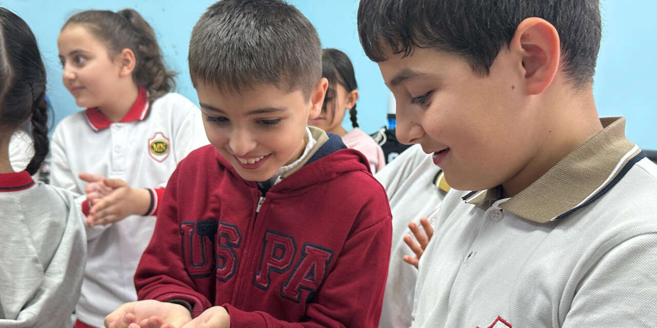 genclik-merkezi-kapilarini-ogrencilere-acti3