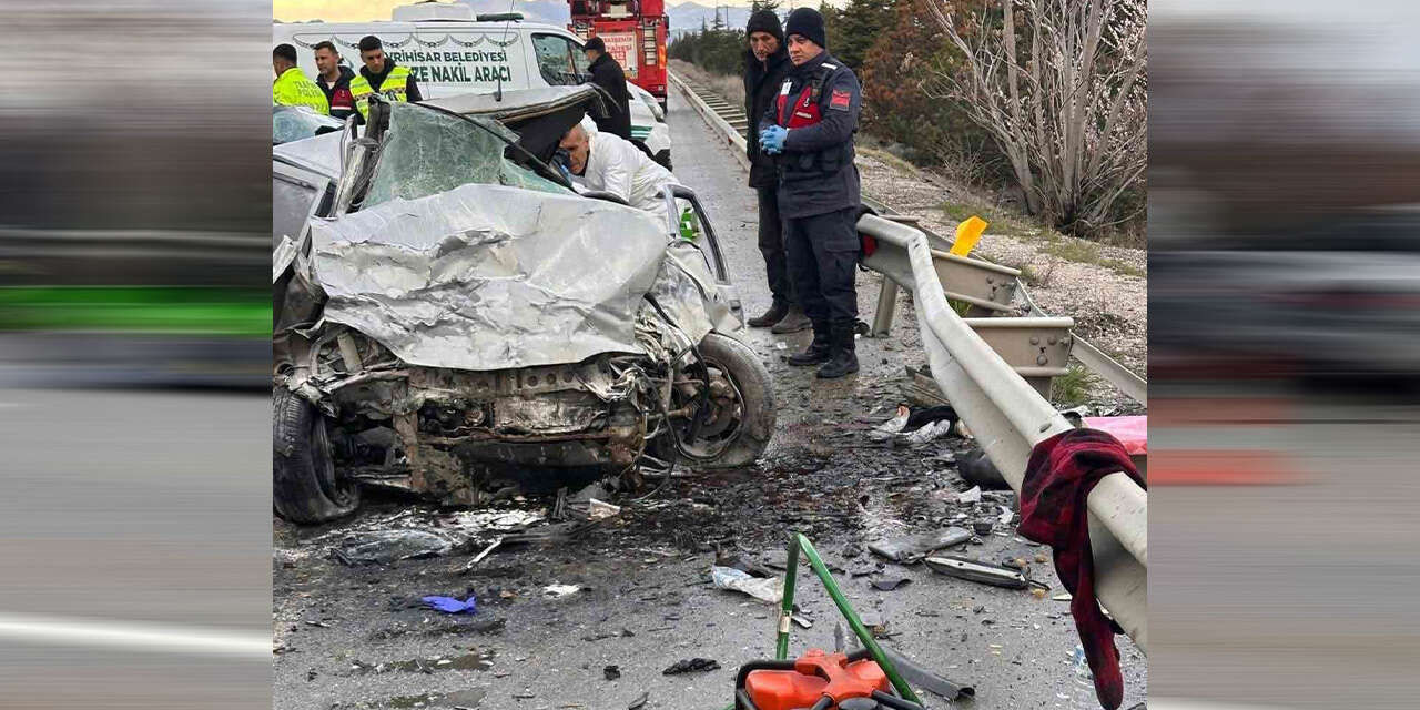 polatlida-iki-otomobil-kafa-kafaya-carpisti-4-olu2