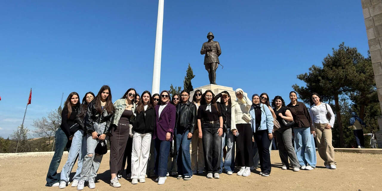 kirikkaleli-gencler-canakkalede3