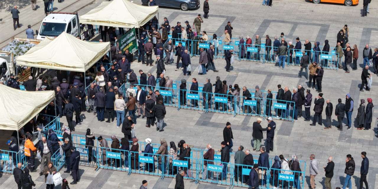 20-bin-cam-fidani-ucretsiz-dagitildi