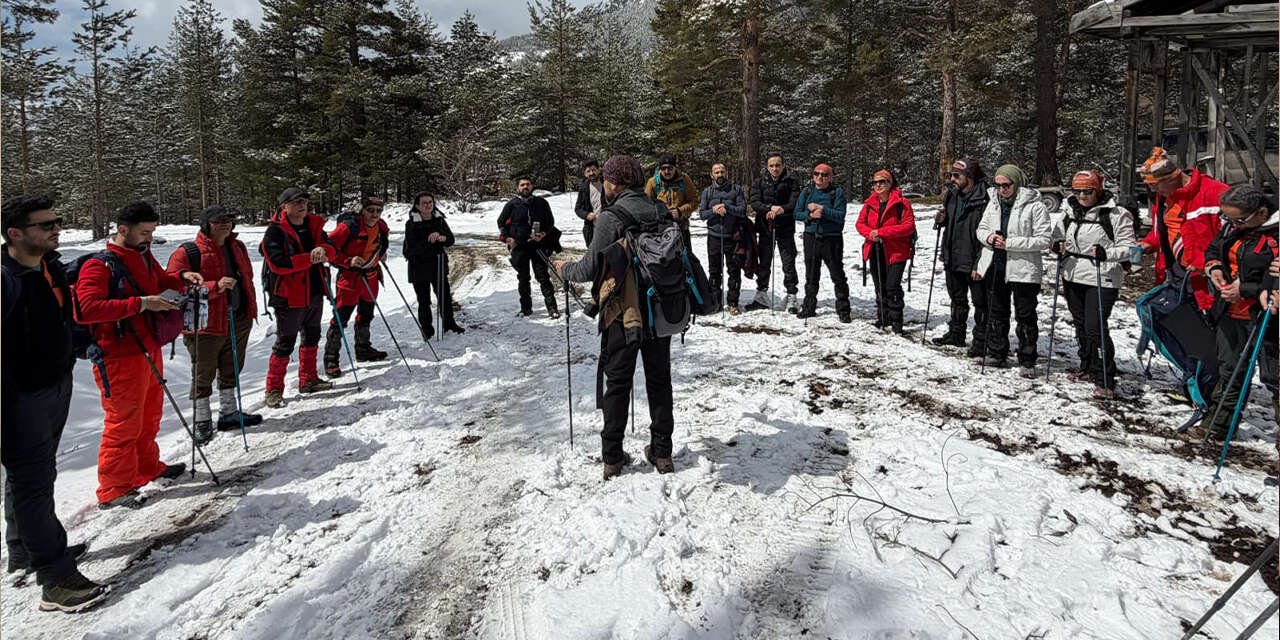 bozkir-dagcilarindan-koroglu-daginda-filistin-duyarliligi2