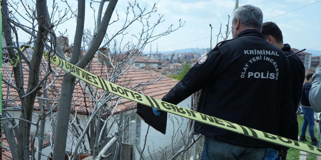 kirikkalede-feci-kaza-bahce-duvarina-carparak-oldu1