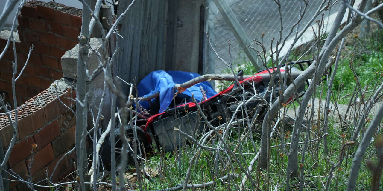 kirikkalede-feci-kaza-bahce-duvarina-carparak-oldu3