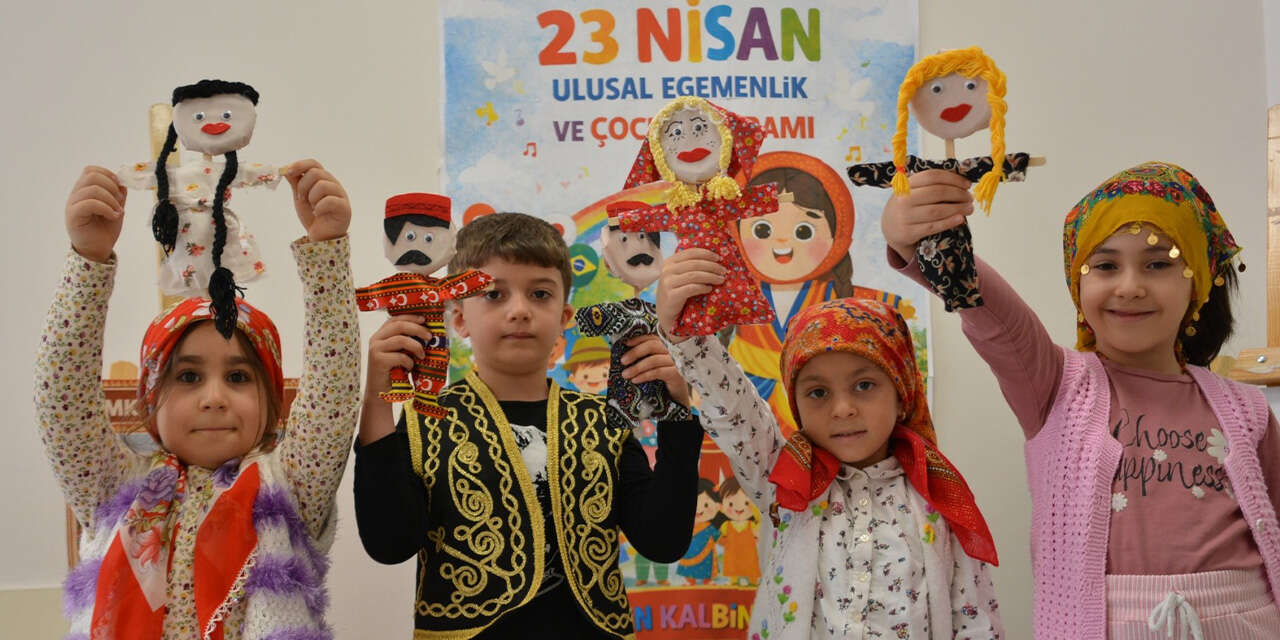 minik-ogrenciler-66-yillik-kulturu-yasatiyor3