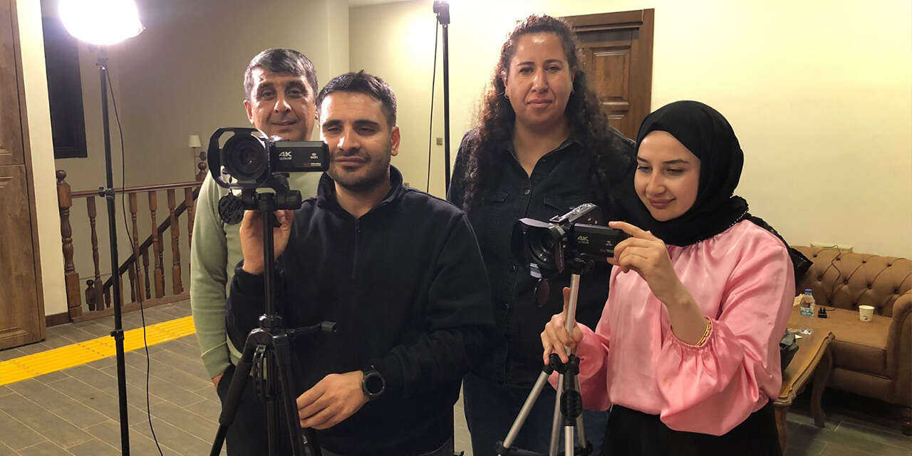 seninle-yeniden-kisa-film-icin-geri-sayim-suruyor-2