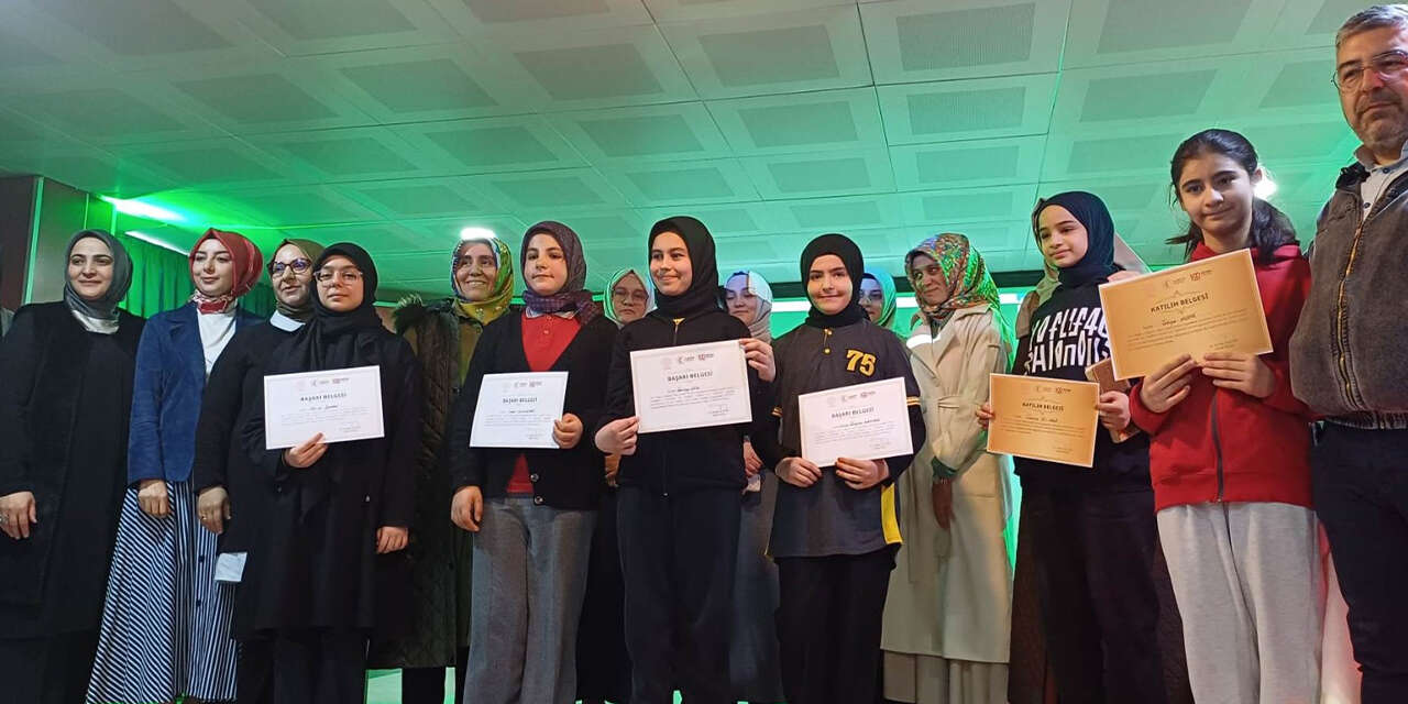 kuran-i-kerim-bulbulleri-yetenekleriyle-yaristi3