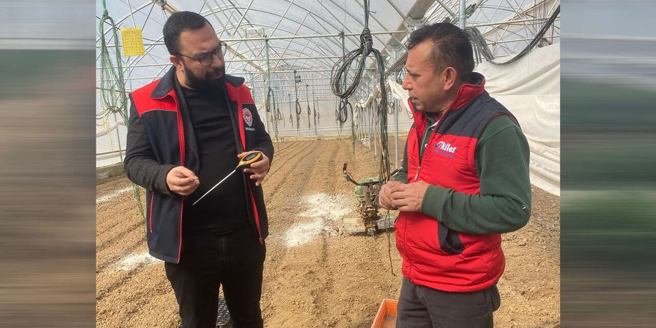 sera-ureticilerine-yerinde-egitim-ve-inceleme2