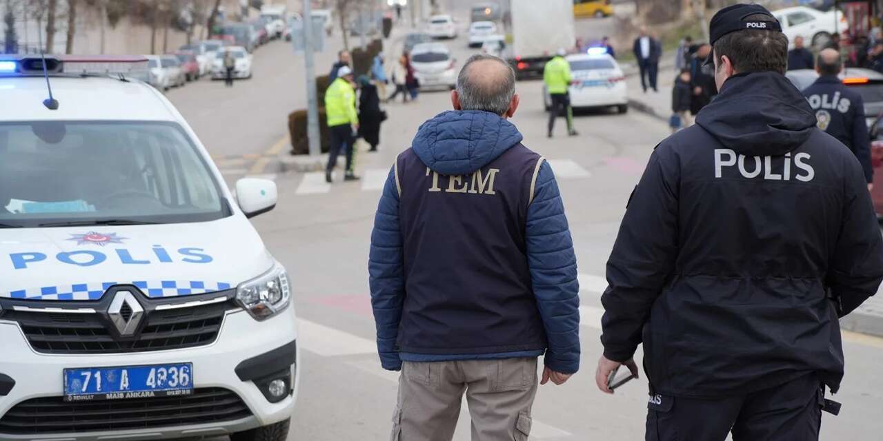 kirikkalede-okul-onlerinde-guvenlik-onlemi-artirildi