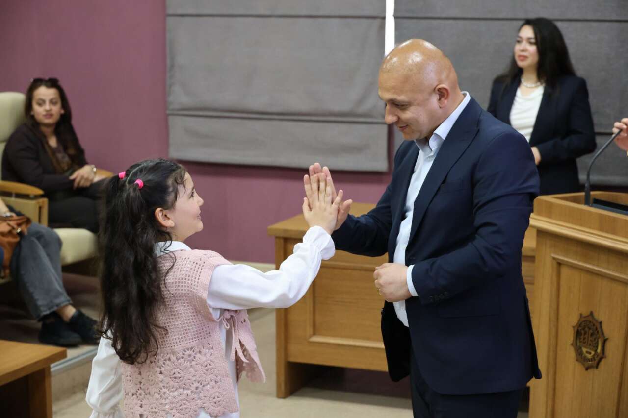 cocuk-meclisi-icin-ilk-adim-atildi