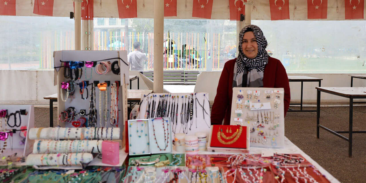 kadin-emegi-buyuksehir-parkinda-hayat-buluyor3