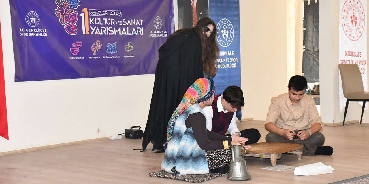 gencler-sahnede-yeteneklerini-sergiledi2