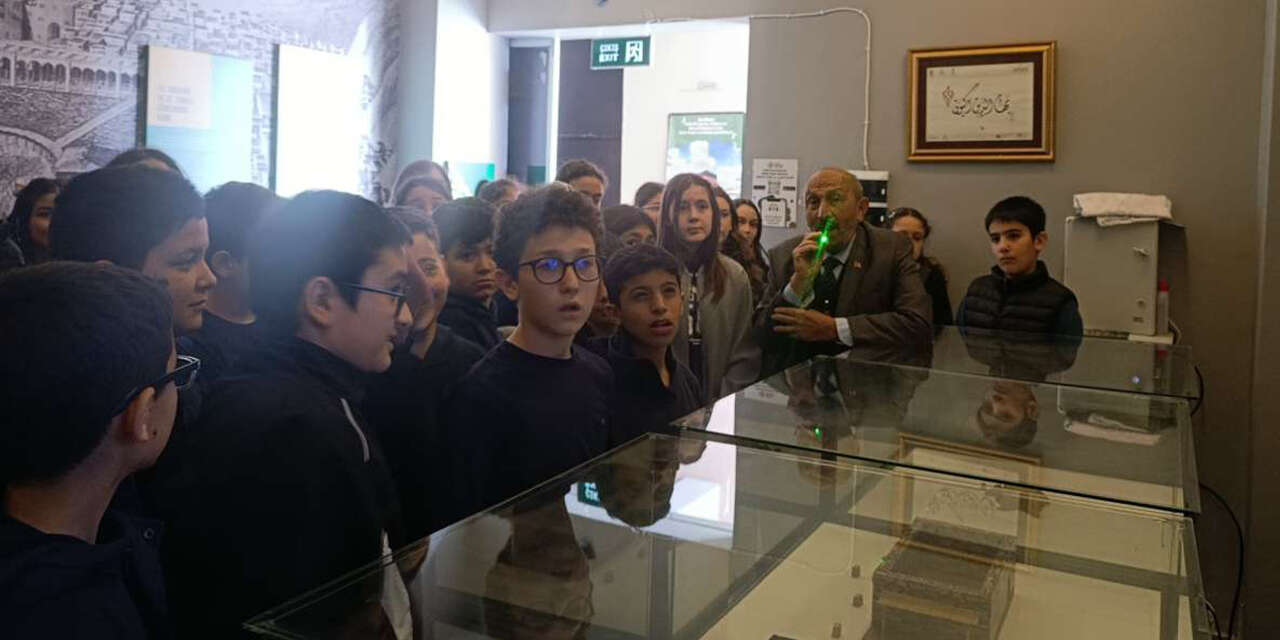 islami-degerler-kulliyesine-ogrenciler-hayran-kaliyor3