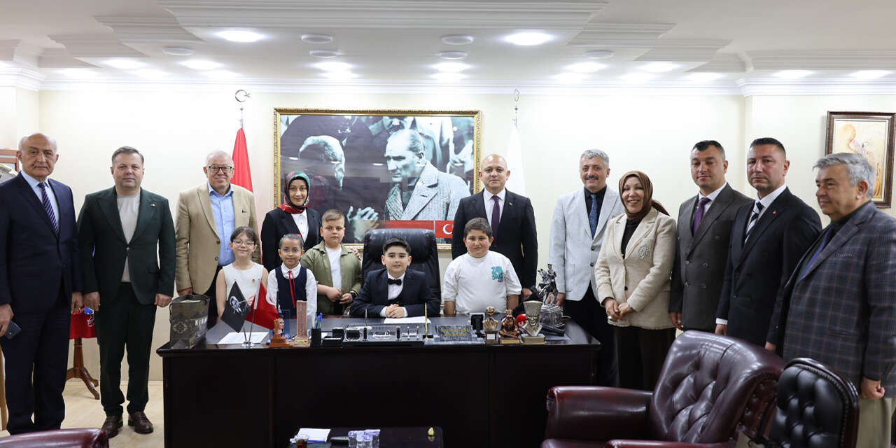 23-nisan-ulusal-egemenlik-ve-cocuk-bayrami-2