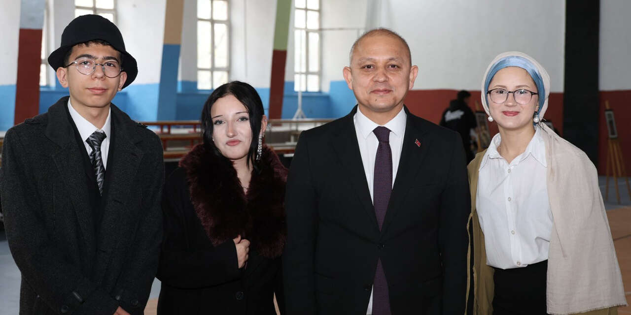 kirikkale-lisesinden-roman-kahramanlari-etkinligi-3