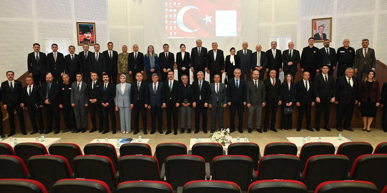 valilikte-davranis-ilkeleri-anlatildi-3