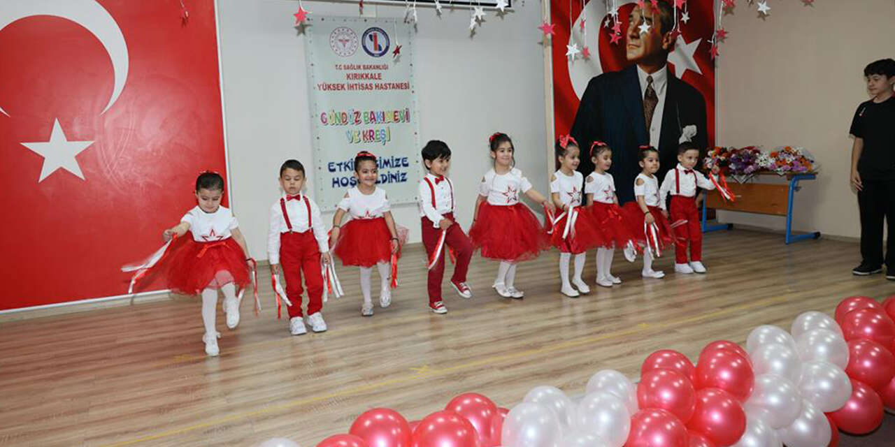 yuksek-ihtisas-hastanesi-kresinde-23-nisan-coskusu2