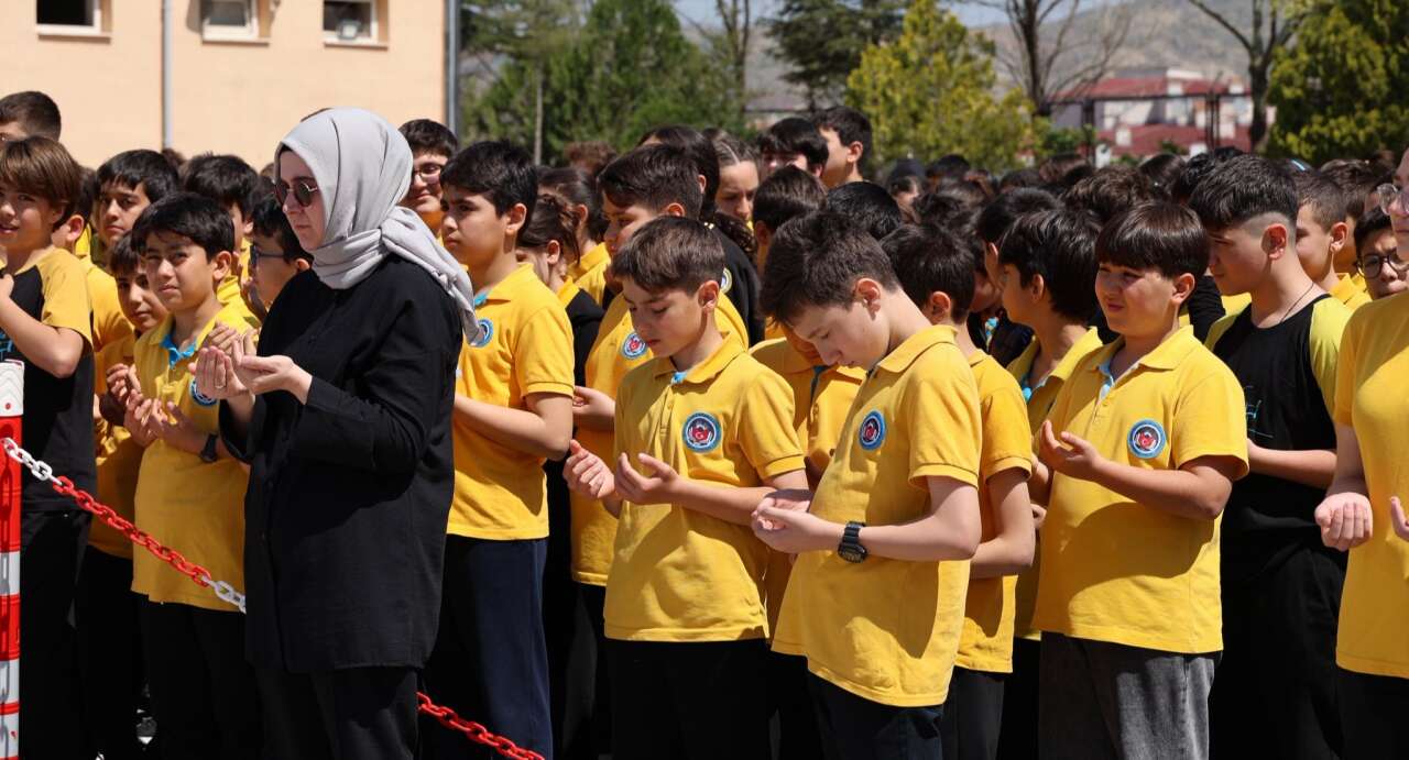 sehit-mustafa-ugurelli-kirikkalede-dualarla-anildi