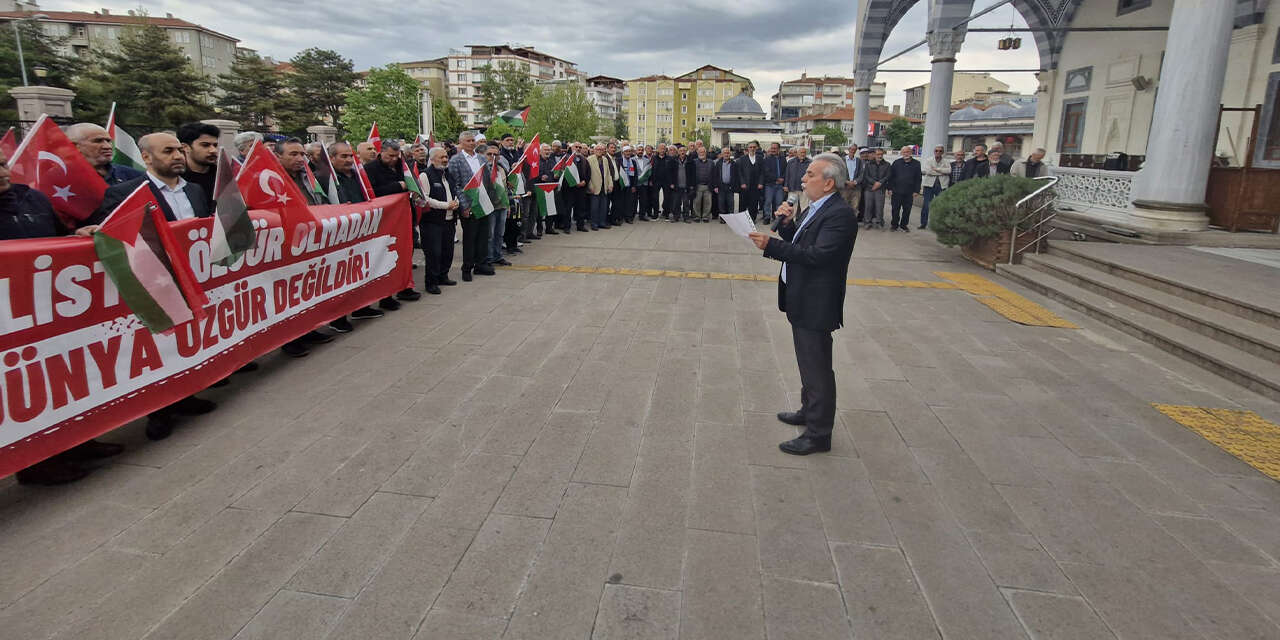 siyonist-israile-karsi-tepki-hukuk-tanimaz-eylem-son-bulmali2