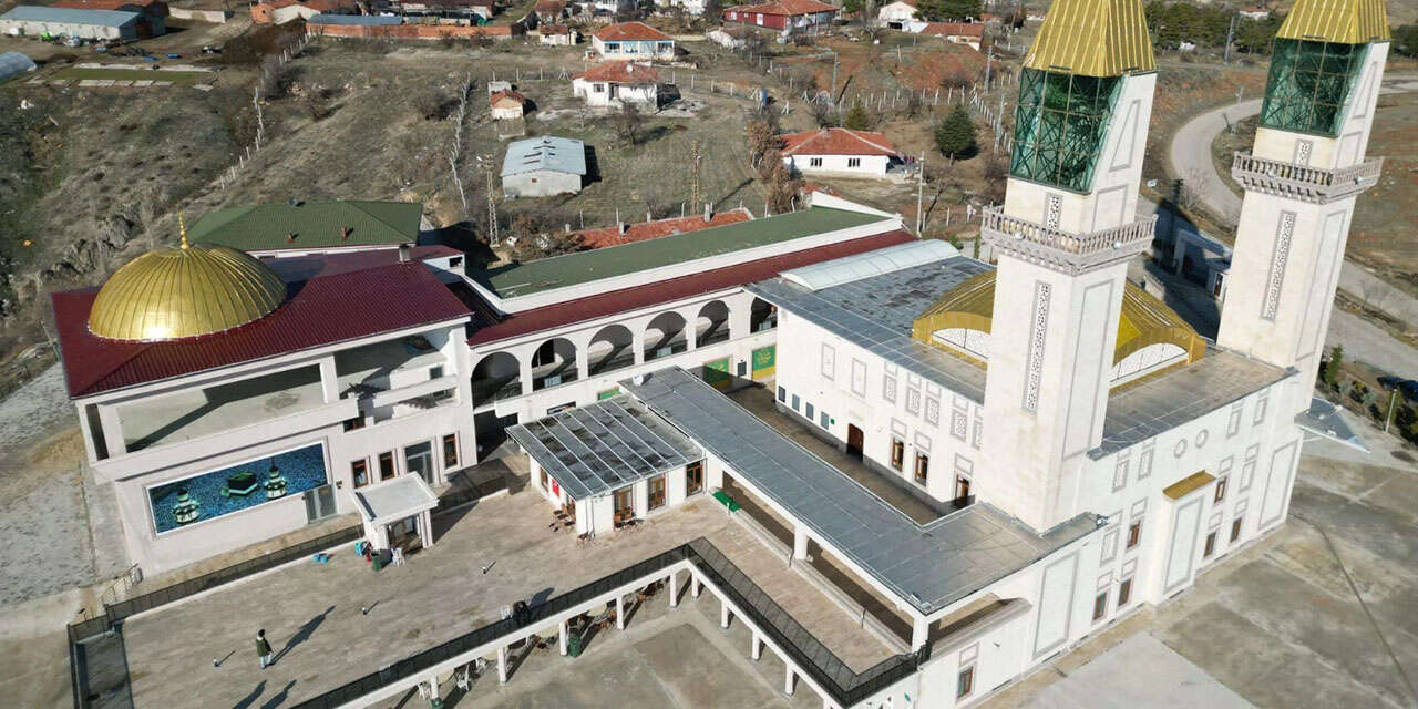 kirikkalede-bu-senligi-kacirmayin-ucurtmalarinizi-hazirlayin2
