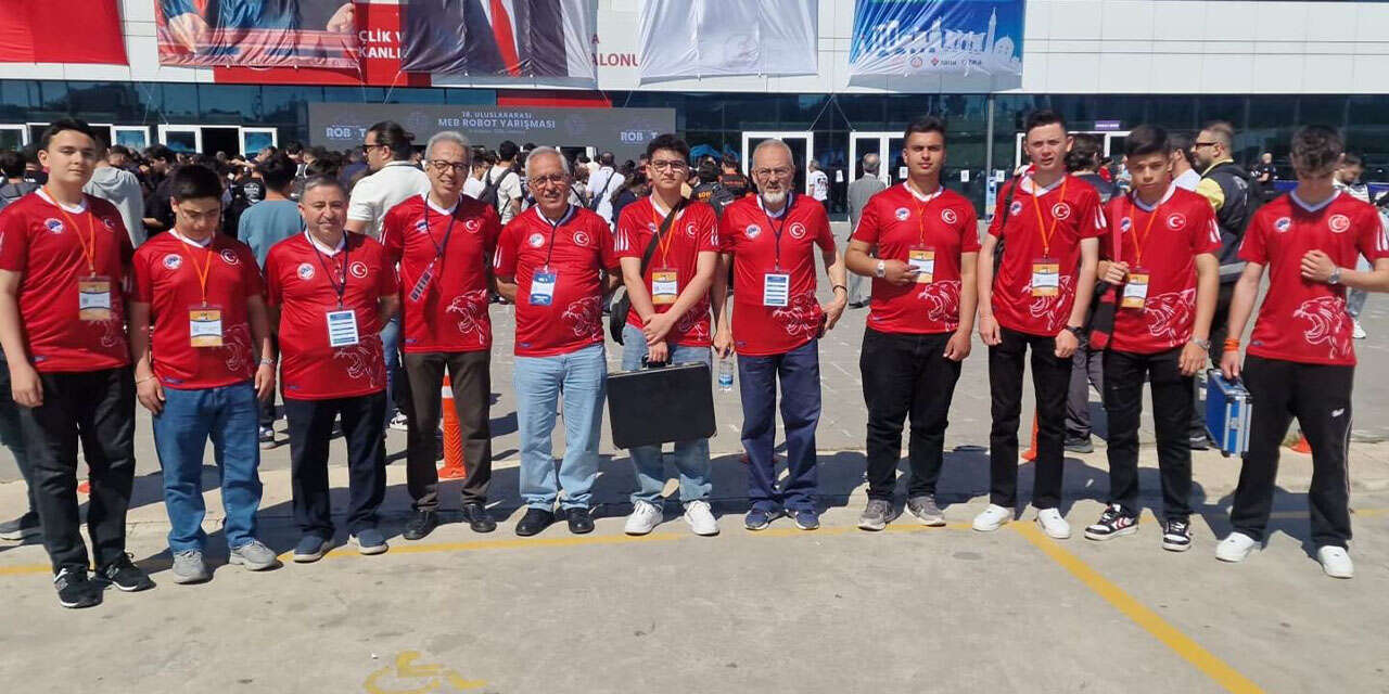 kirikkalenin-genc-mucitleri-robotlarla-yarisacak-helal-olsun-size2