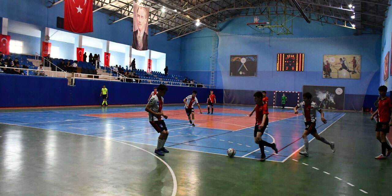 futsal-heyecani-devam-ediyor2