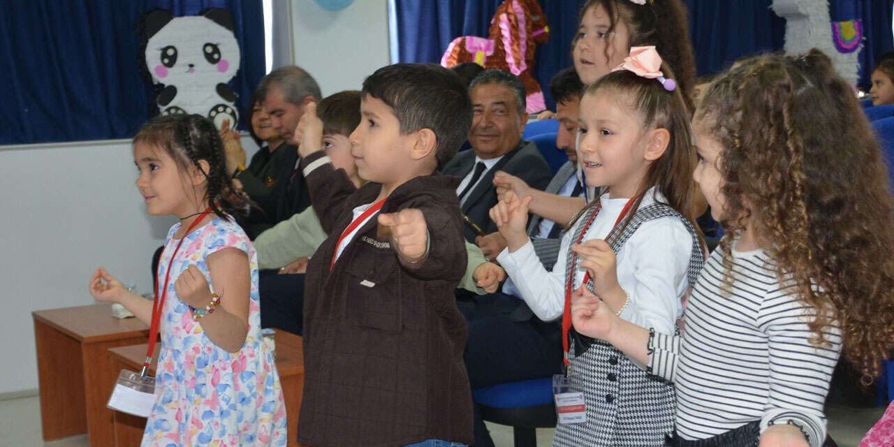 okul-oncesi-cocuk-senliginde-minikler-doyasiya-eglendi2