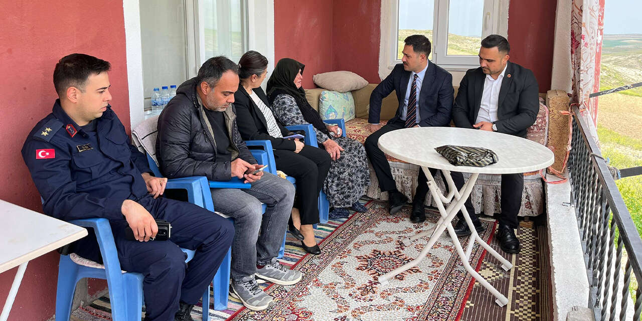 delicede-sehit-annesine-anlamli-ziyaret-2