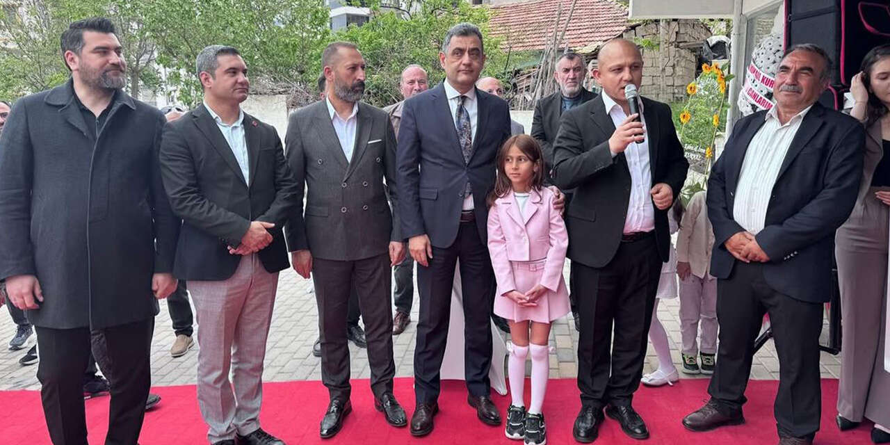 kubra-kurnaz-irem-kurnaz-studyo-acildi2