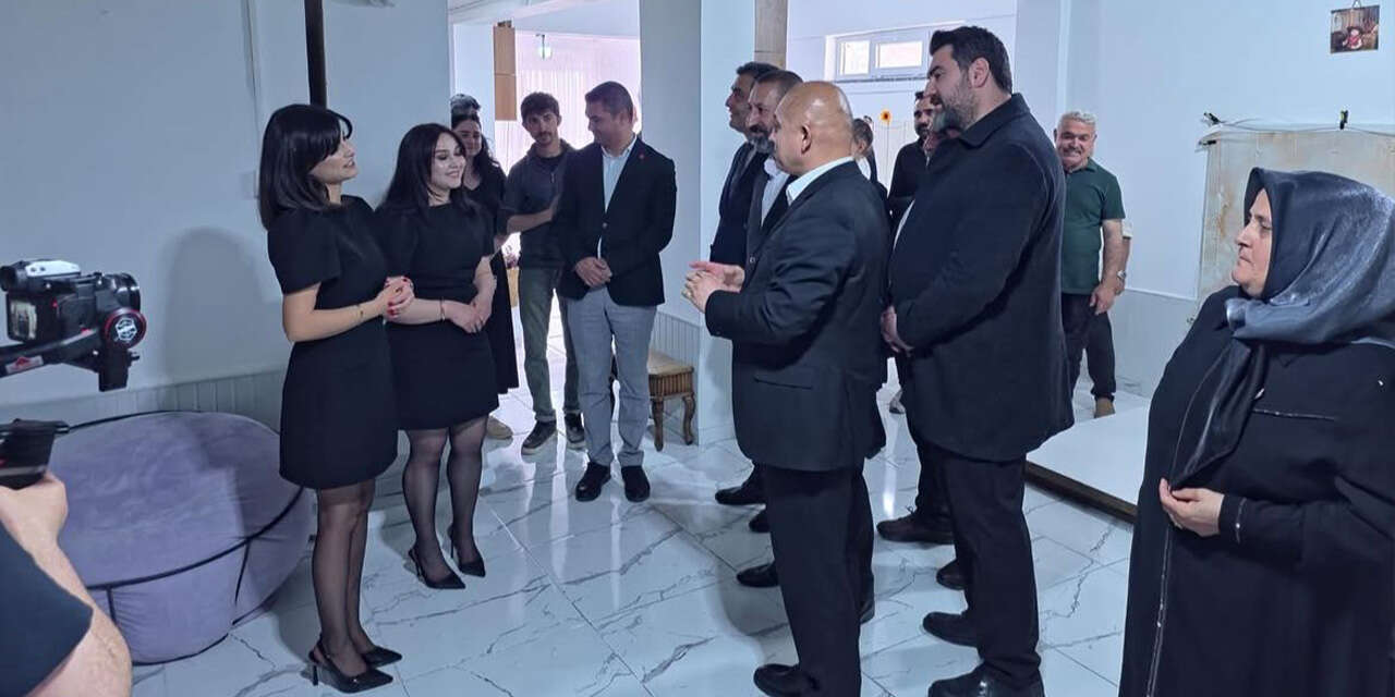 kubra-kurnaz-irem-kurnaz-studyo-acildi3