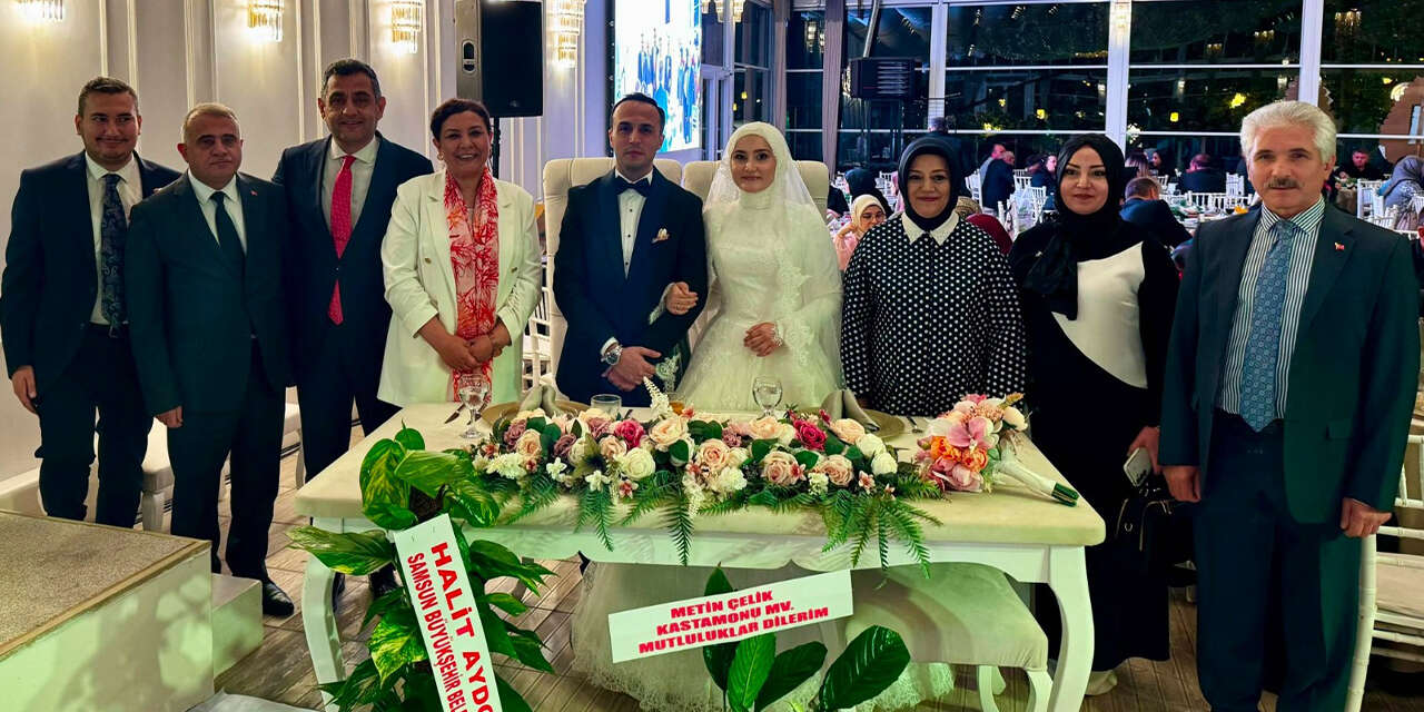 ramazan-canin-mutlu-gunu-siyaset-dunyasi-bu-dugunde-bulustu2