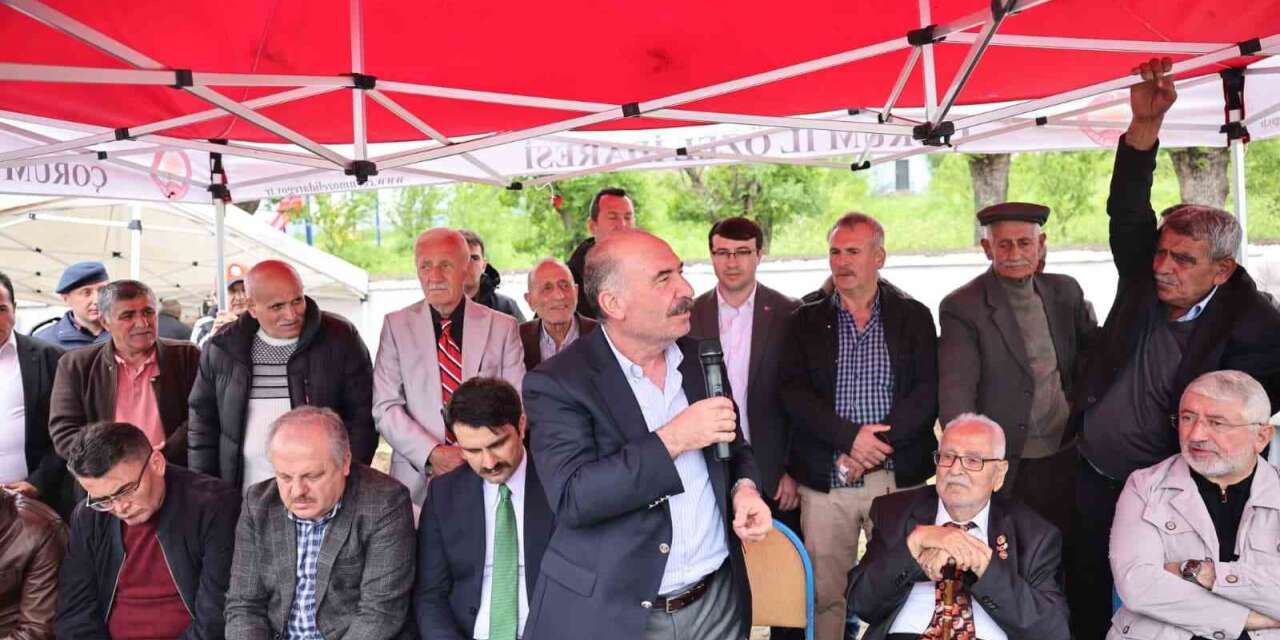 vali-ali-calgan-koy-ziyaretinde-vatandaslarla-sohbet-ederek-talepleri-dinledi