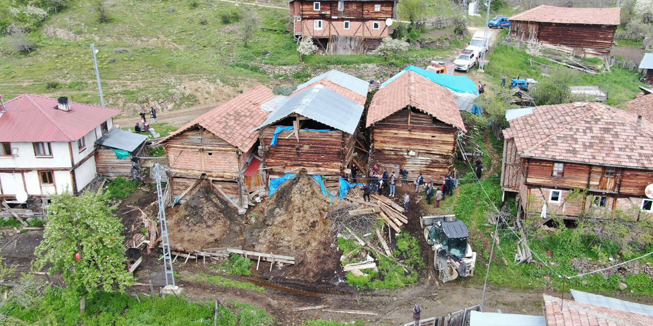gocen-ahirin-altinda-kalan-kadin-hayatini-kaybetti-3