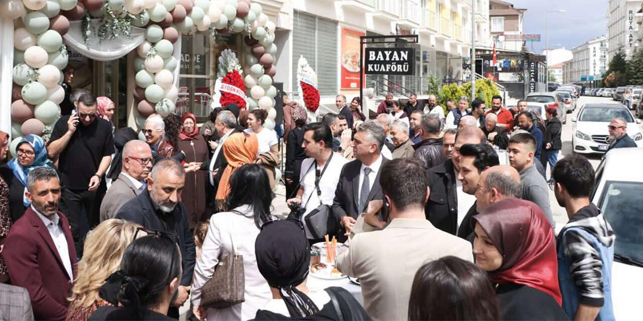 pastacilik-sektorune-yeni-heyecan-mels-aristan-yahsihanda-acildi