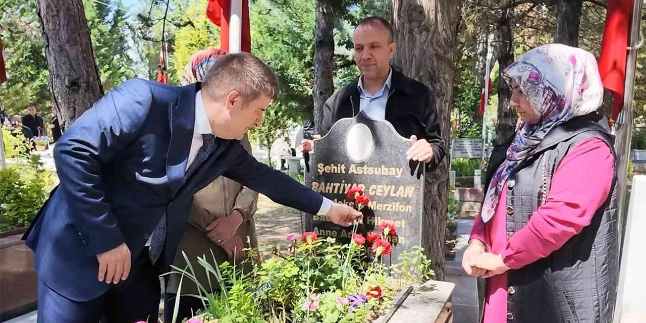sehit-annesinden-yurek-burkan-sozler-gelmesem-kustu-zannediyorum