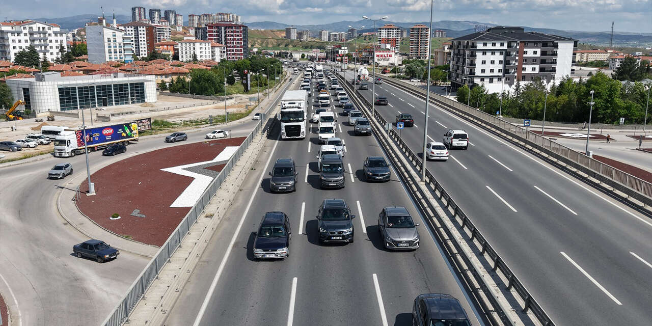 tatil-bitti-yogunluk-bitmedi-ekipler-gorev-basinda-2