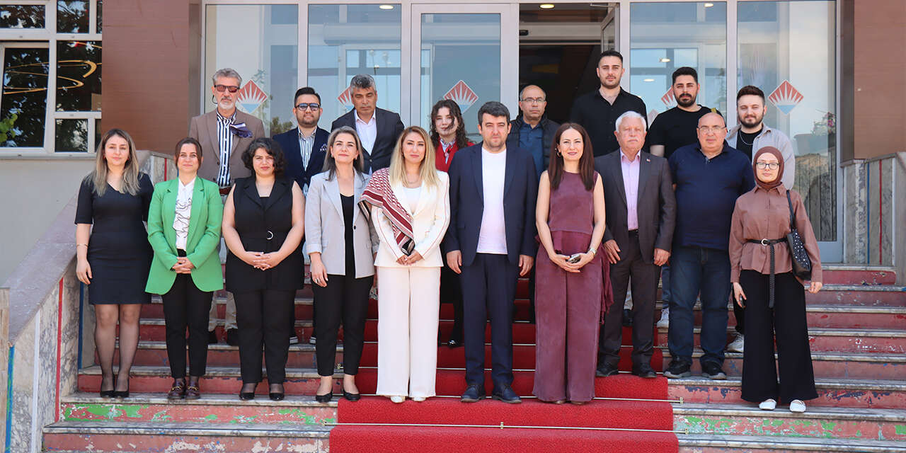 bahcesehir-koleji-basari-grafigini-yukseltiyor2