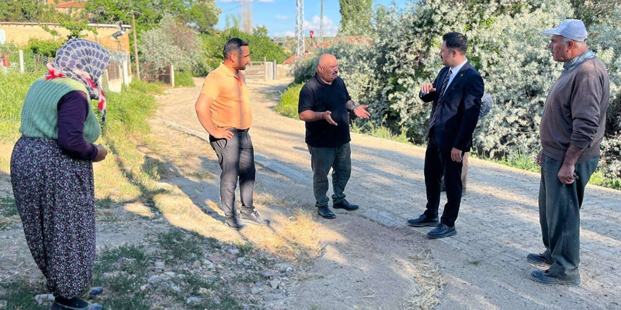 delicede-korku-dolu-anlar-toprak-yarildi-buyuk-catlaklar-olustu3