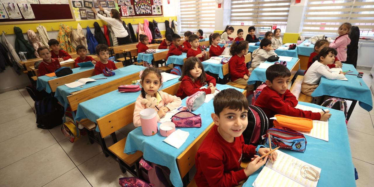 bakanlik-acikladi-ara-tatil-karari-iptal2