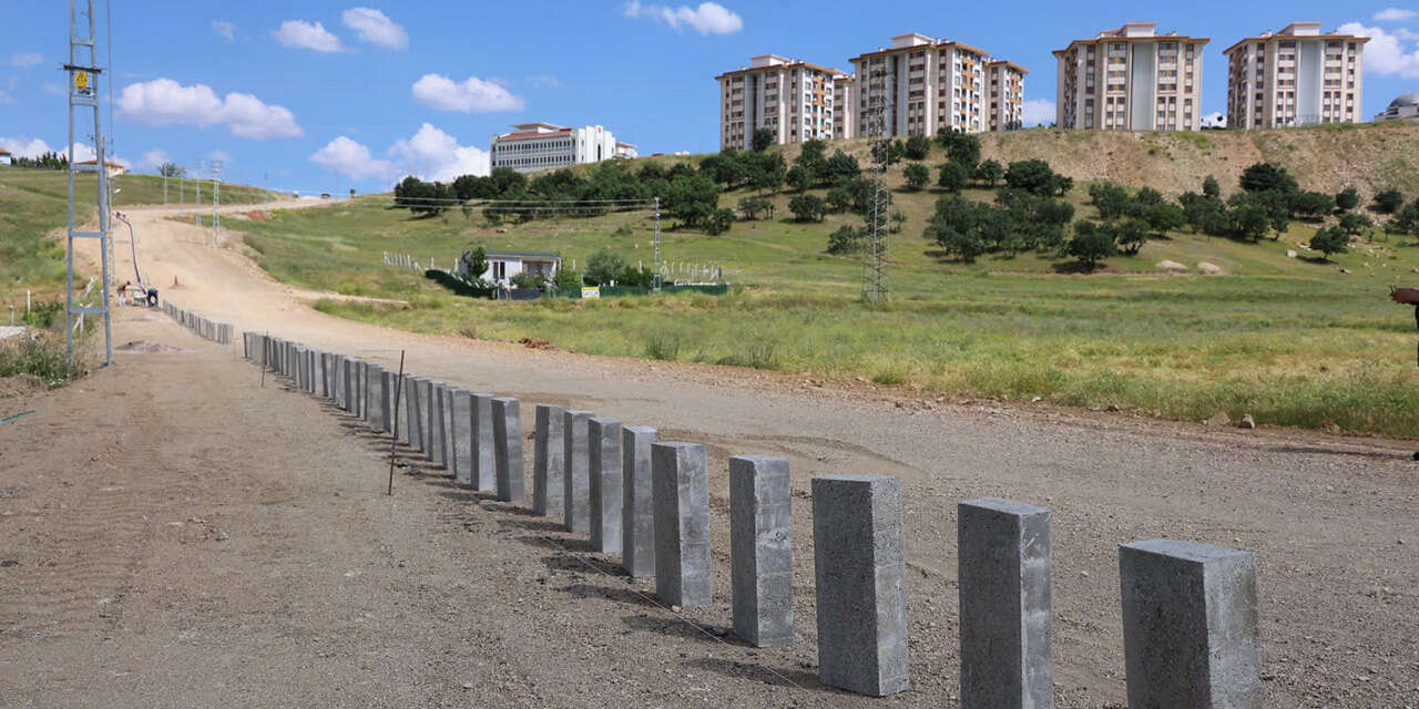 yuva-ve-karsiyaka-mahallesinde-yol-ve-kaldirim-atagi-2