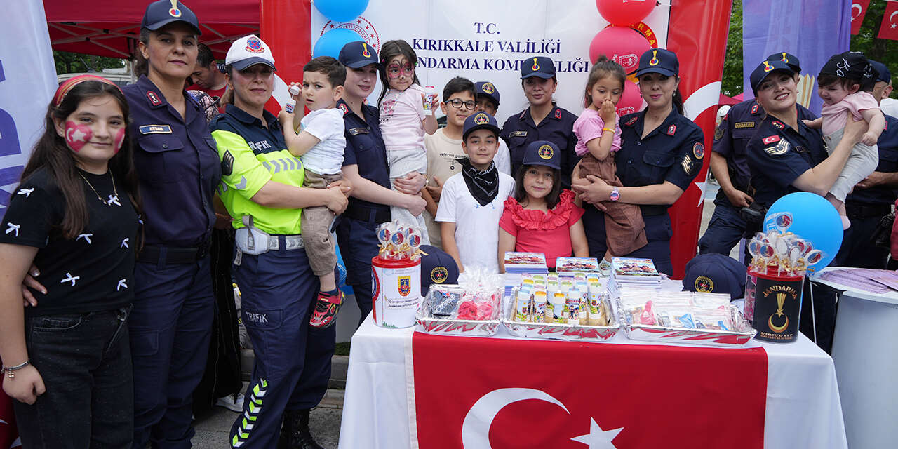 yerli-ve-milli-silahlar-aile-festivalinde-ilgi-gordu