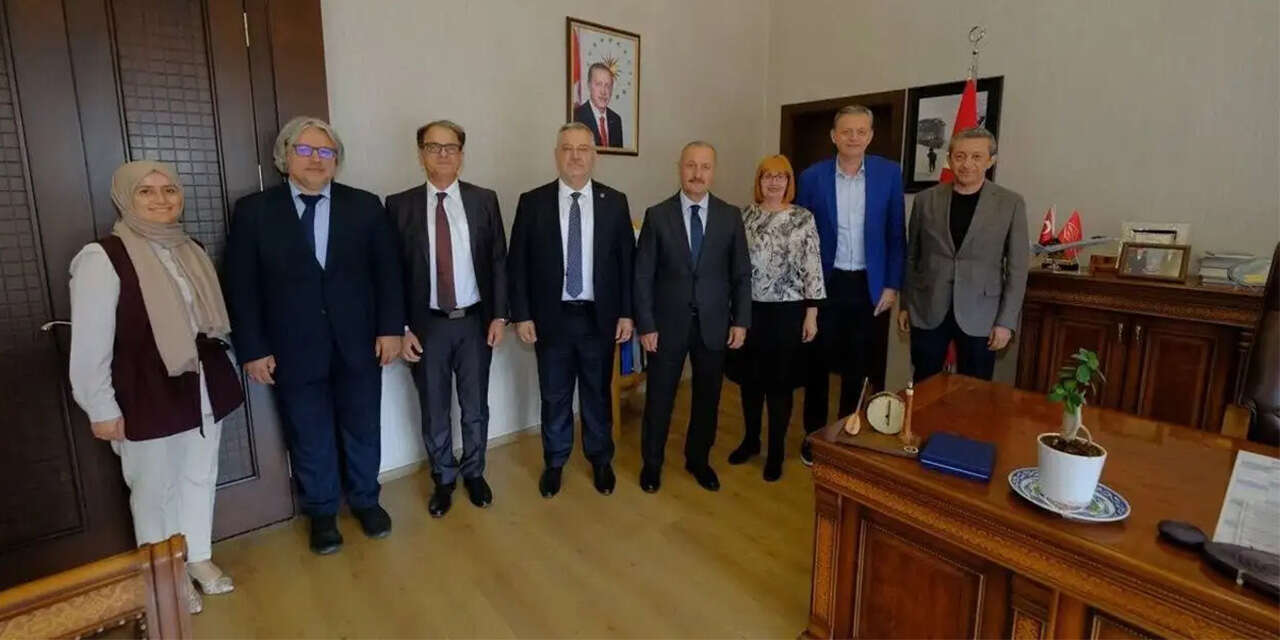 kirikkale-universitesi-balkan-heyetine-calismalarini-anlatti-1