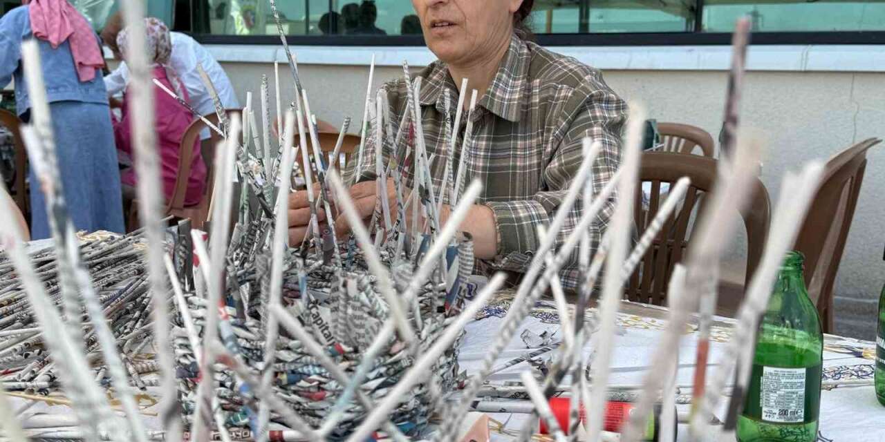 cevre-sehircilik-ve-iklim-degisikligi-bakanligi-sifir-atik-daire-baskanligi-tarafindan-ayin-mottosu-kapsaminda-duzenlenen-atolye-calismasinda-geri-donusum-ve-sifir-atik-bilinci-yaratici-uygulamalarla-bulustu