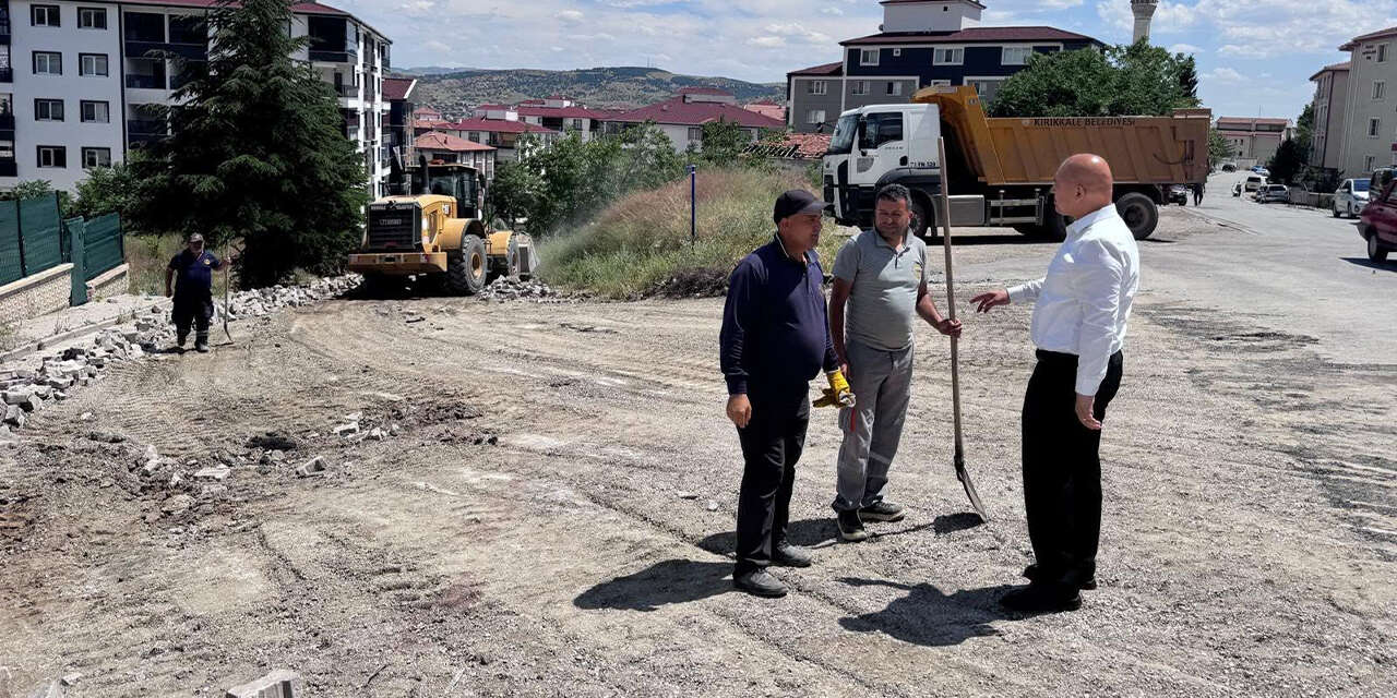 baskan-onal-sahaya-indi-kurtulus-mahallesinin-yollari-yenileniyor2