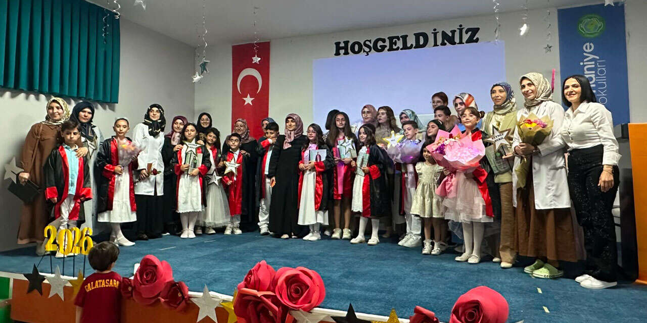 ozel-suleymaniye-kolejinde-mezuniyet-sevinci-3