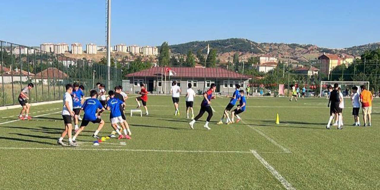 gelecegin-futbolculari-bu-sahada-yetisiyor-3